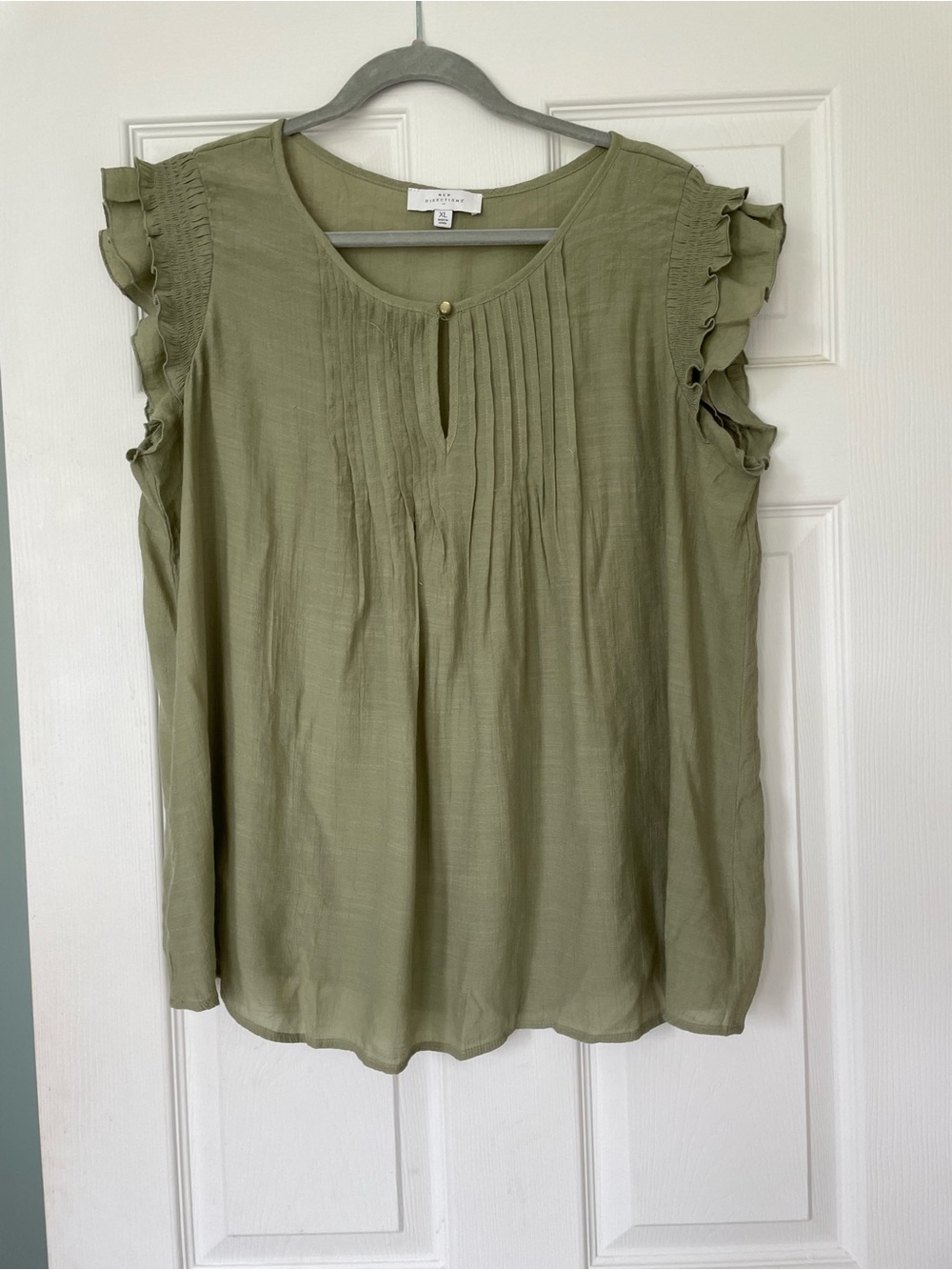 Olive Ruffle Sleeve Pintuck Blouse XL